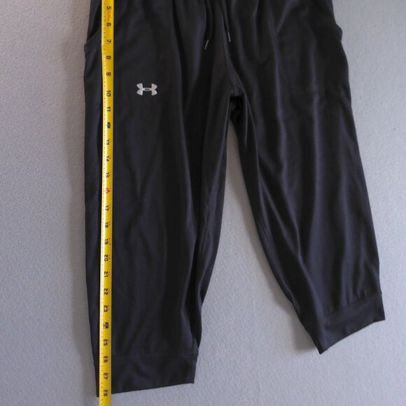 UNDER ARMOR Women's Athletic Capri Pants, size-Sm, Black, Elastic/tie waistband - Picture 8 of 11